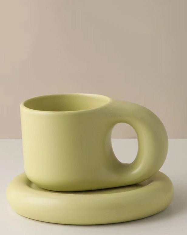 Handcrafted Bauhaus Ceramic Chubby Mugs - Gizesis