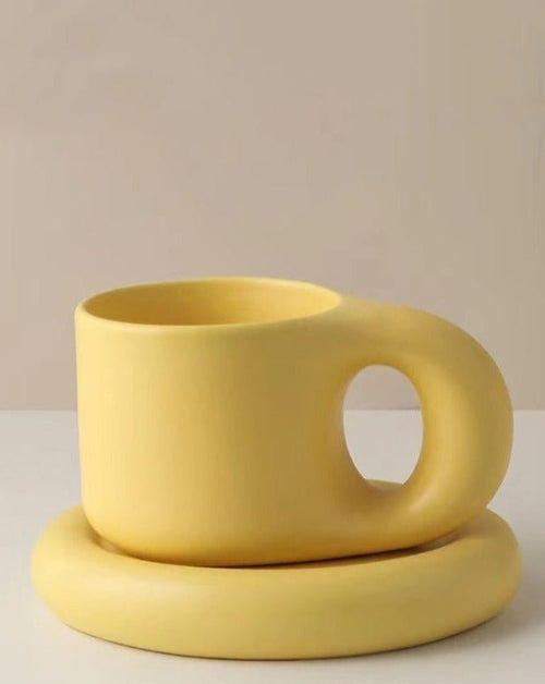 Handcrafted Bauhaus Ceramic Chubby Mugs - Gizesis